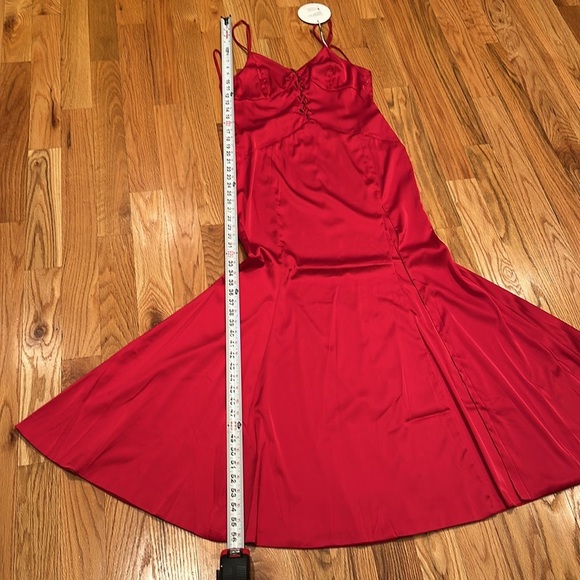 Runway  Maxi Dress Red Fire.  NWT. size L.  New Year, Cocktail, Wedding, Prom - Picture 13 of 15